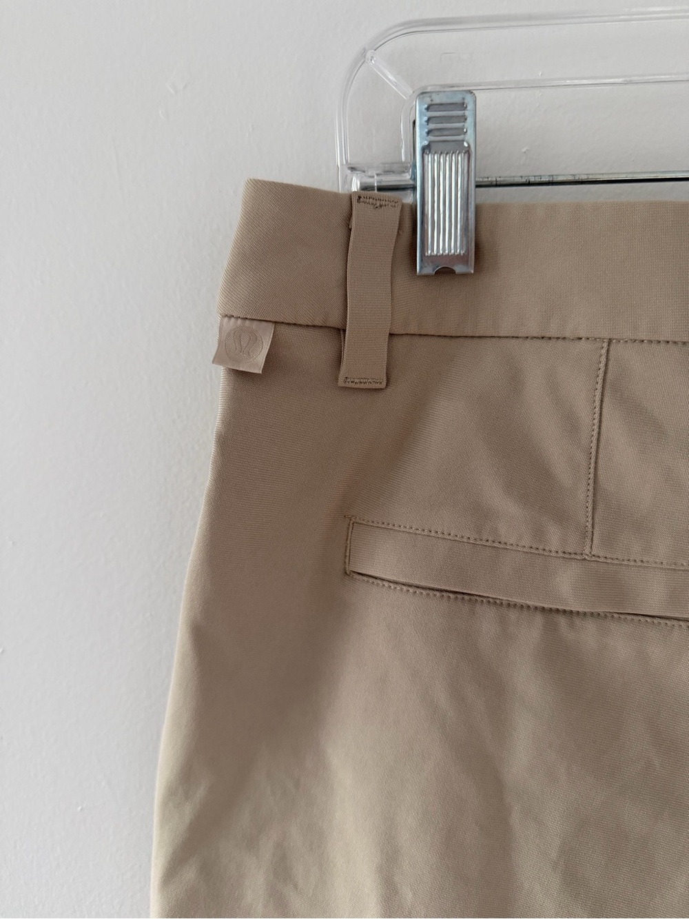 Lululemon Commission Classic-Fit Short 7" *Warpstreme Tan Khaki - Picture 3 of 4